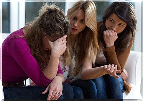 Girl pouring out to her friends for being a victim of emotional abuse