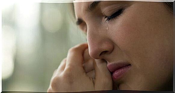 Woman Cries: The Benefits of Crying